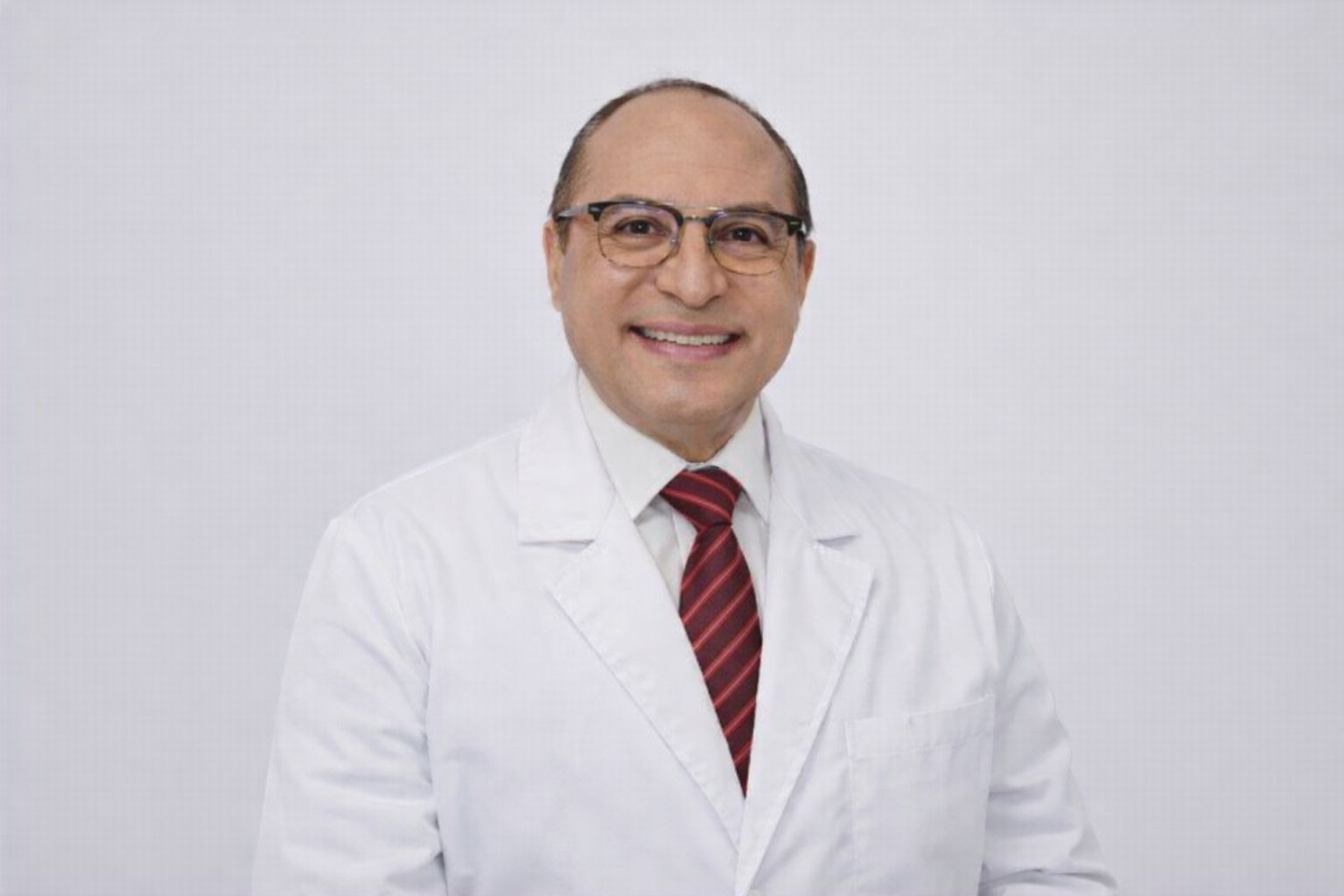 Dr. Angel Vivar